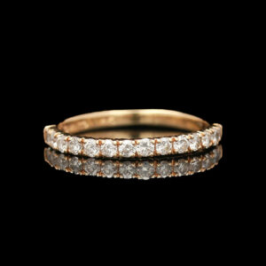 an 18 carat gold and diamond ring