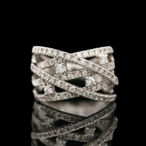 14k White Gold 0.87 CTW Crossover Diamond Ring