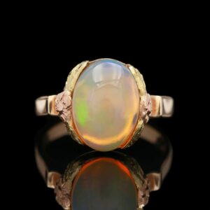 Antique 10k Yellow Gold & Opal Cabochon Ring