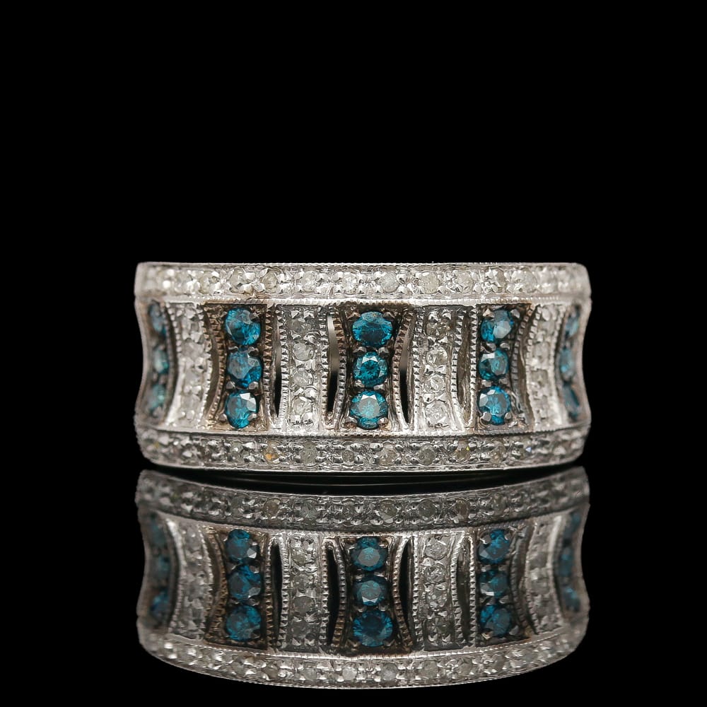 007-001725_0ySeuaIAC 14k white gold white & blue diamond band