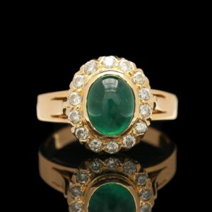 18k yellow gold emerald cabochon & diamond halo ring