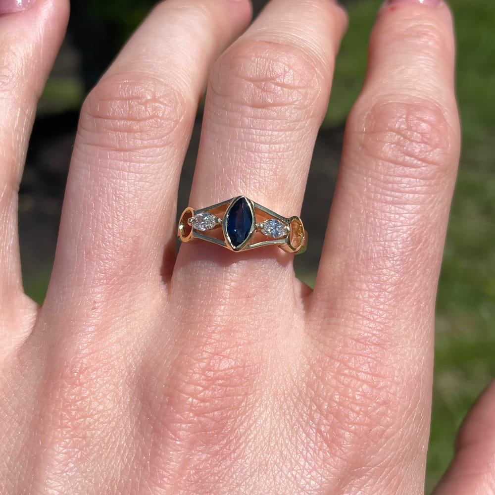 008-000593_127fUiIAI 18k Yellow Gold Marquise Sapphire & Diamond Ring