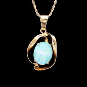 vintage 14k yellow gold vintage opal pendant necklace