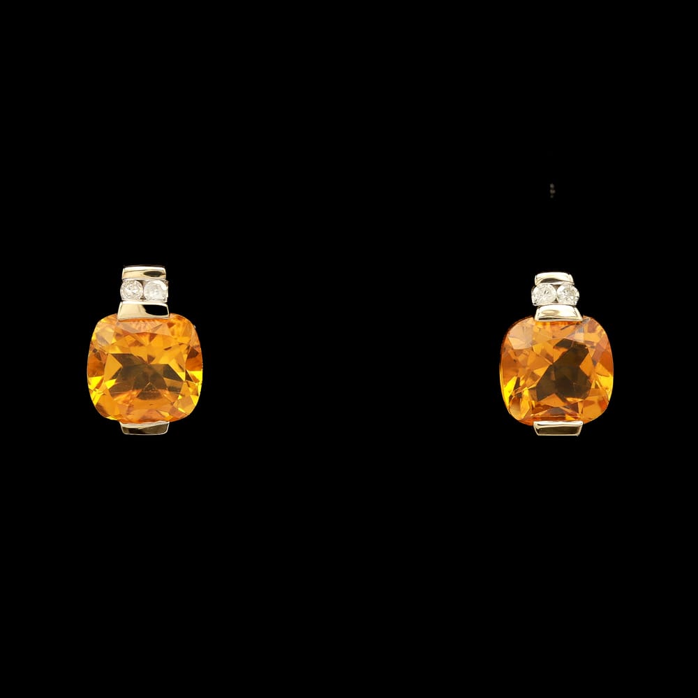 025-000202_18908bIAA 14k yellow gold citrine & diamond stud earrings