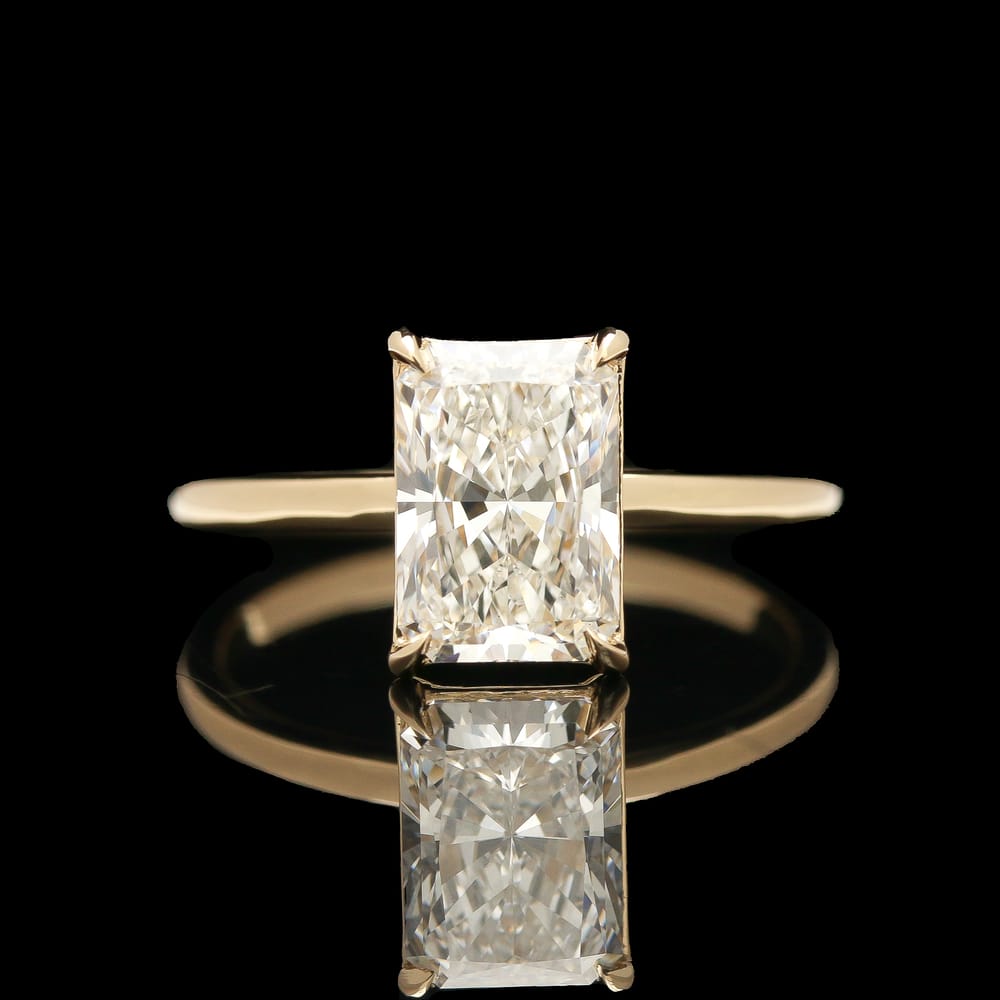 001-000063_1CAIVuIAP 14k yellow gold 2.04 ct radiant cut lab grown diamond ring