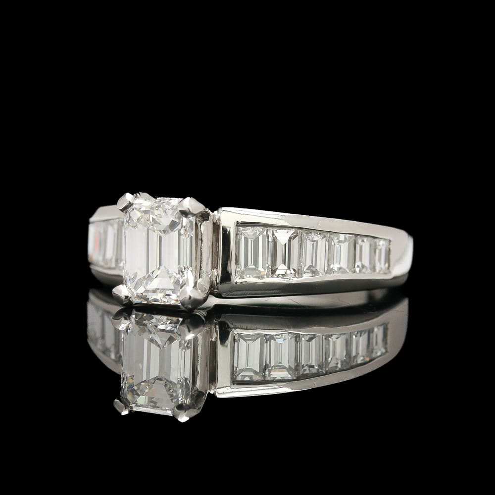 007-001812_1QfZolIAF Platinum 1.22 ctw Emerald & Baguette Cut Diamond Ring