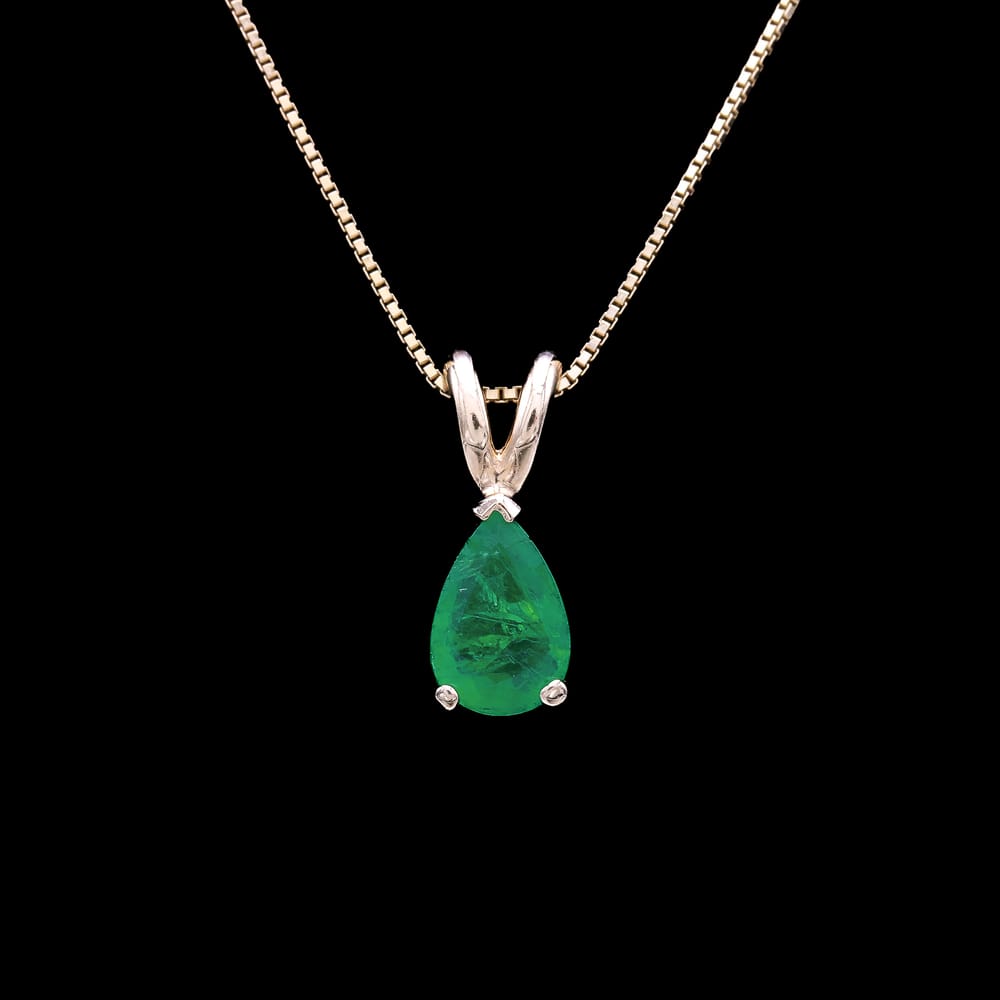 016-000066_1Qfb91IAB 14k Yellow Gold Pear Shape Emerald Pendant Necklace